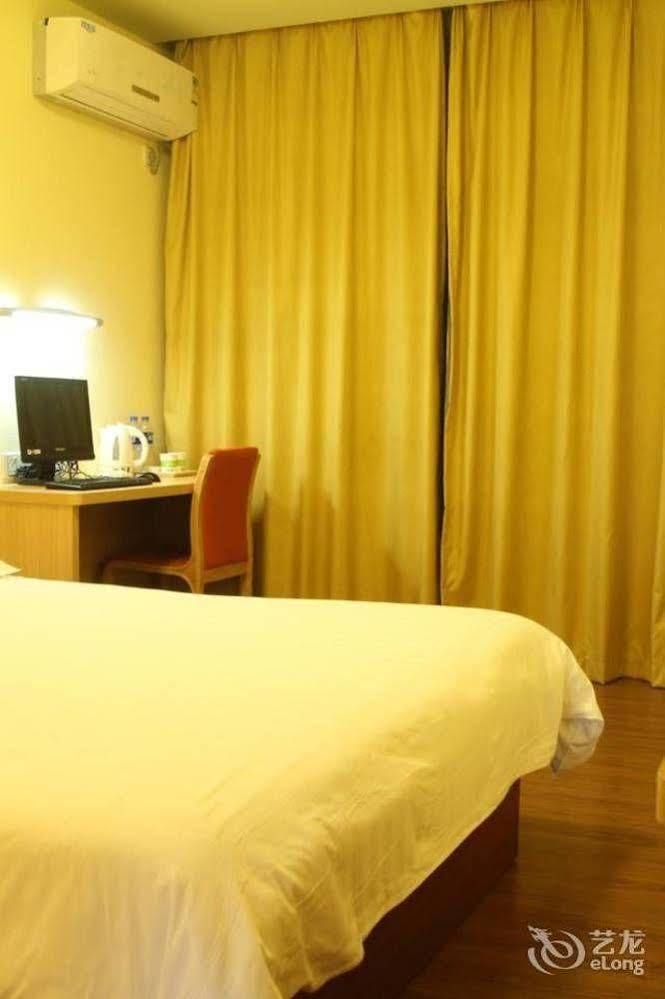 Homeinns Hotel ฮุ่ยโจว ภายนอก รูปภาพ